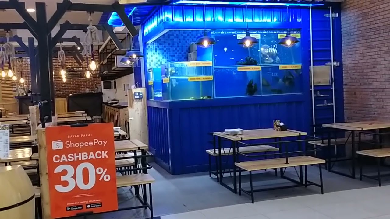 restoran daun lada menyediakan ikan hidup cocok untuk keluarga menu banyak dan mahal