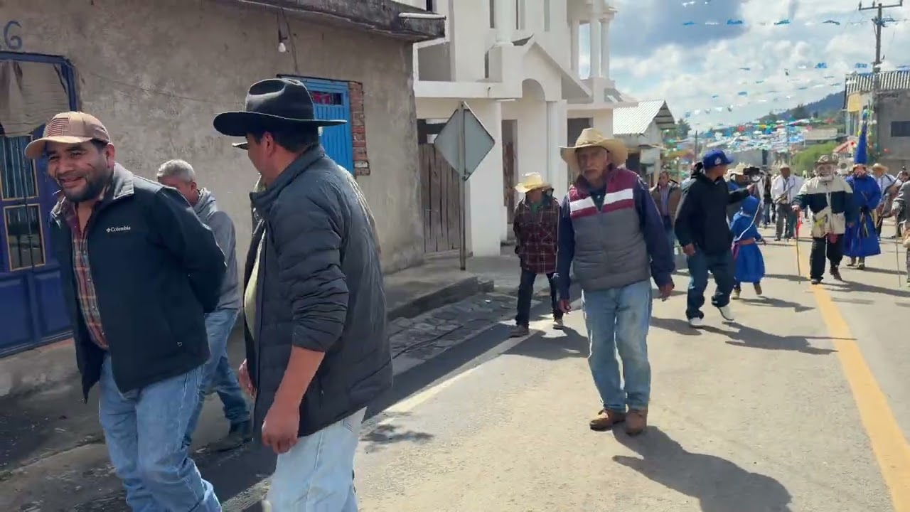 Recibimiento de SANTO NIÑO familia CORALES GOMEZ nuevos cargueros 2026-2027 en QUINCEO MICH.
