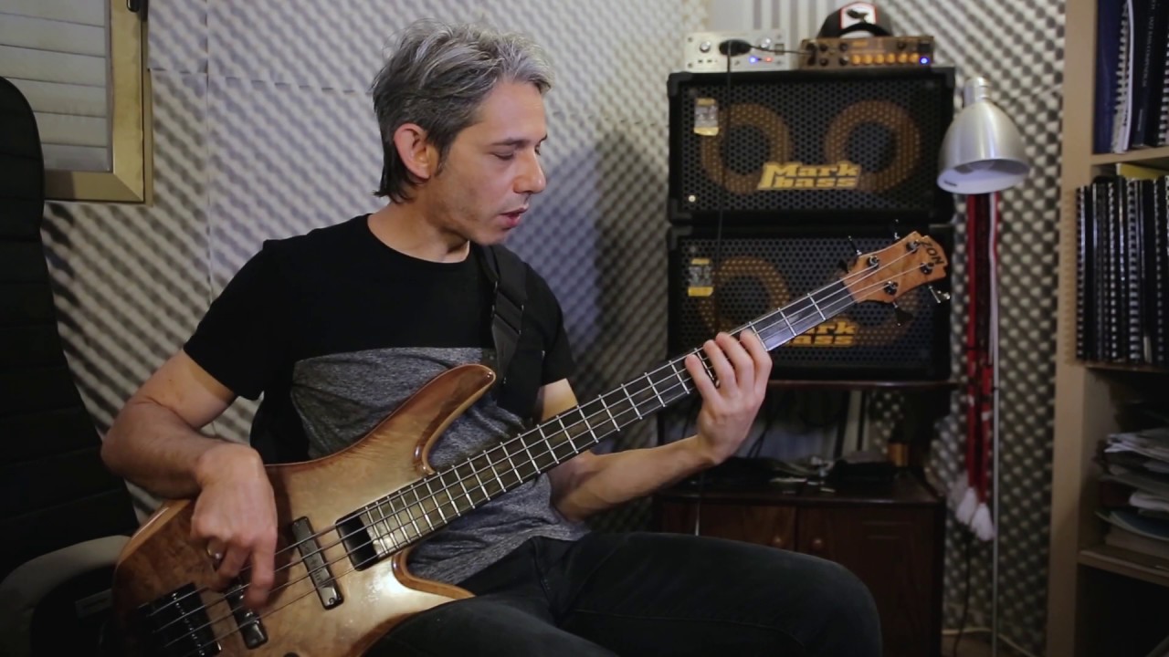 Bass guitar technique lesson  // Subdivision exercise