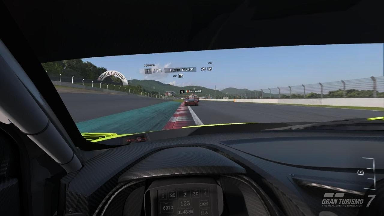 GT3 at fuji starting at the back PSVR2