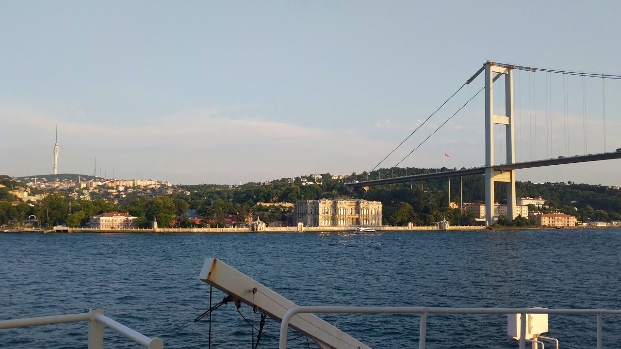 Bosphorus Strait | Istanbul, Turkey | Life of a Seaman