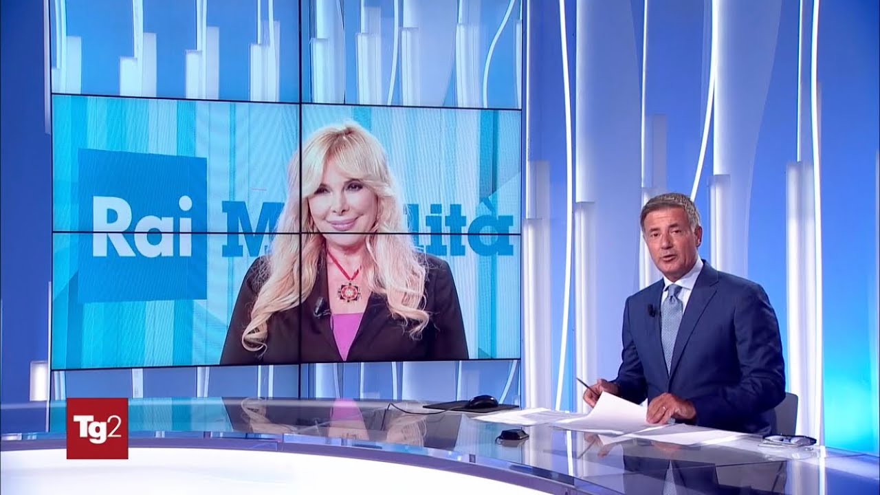 ALESSANDRA CANALE CON ALFREDO CARDONE - TG2 FERRAGOSTO 2022 RAI MOBILITÀ CCISS