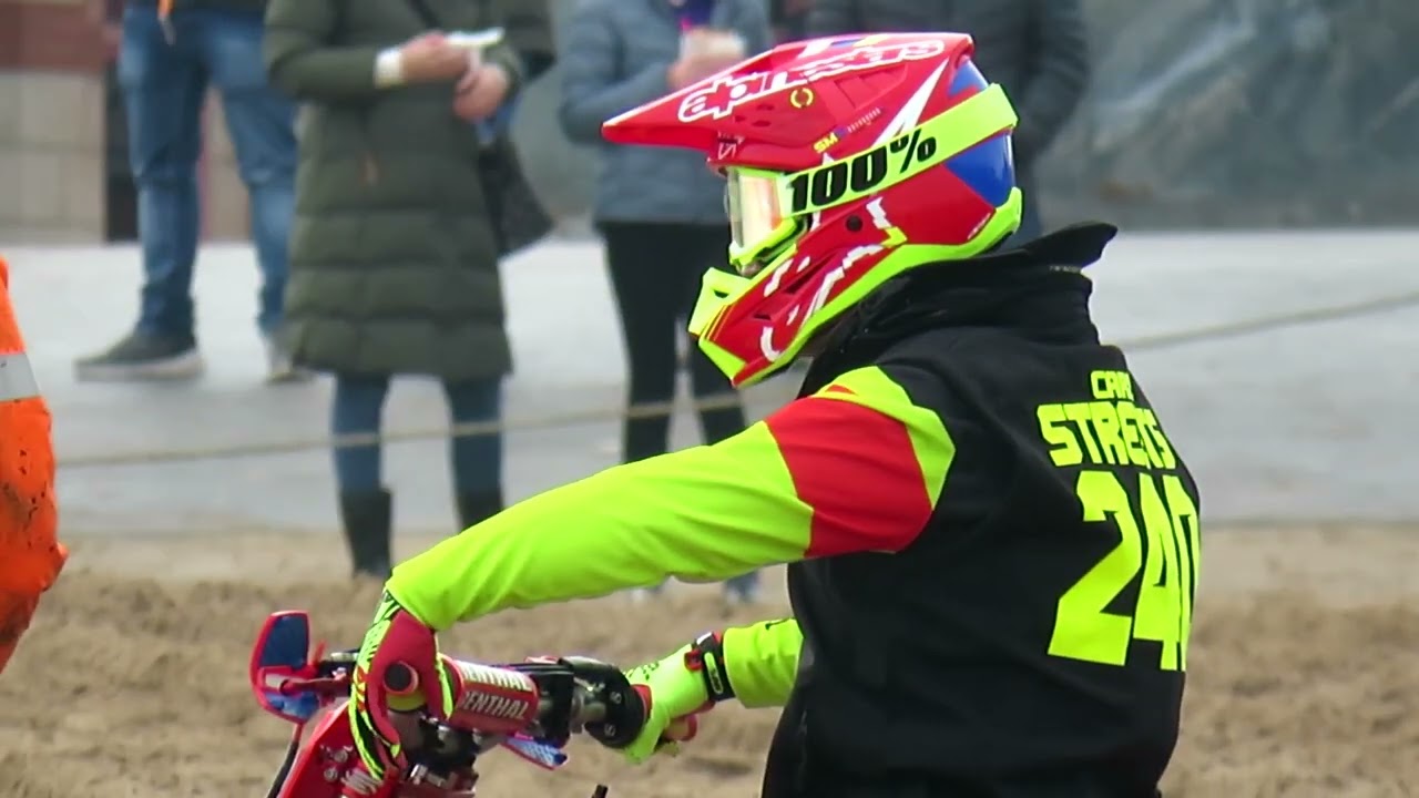 THRILLS AND WHEELIES, Mablethorpe sand racing