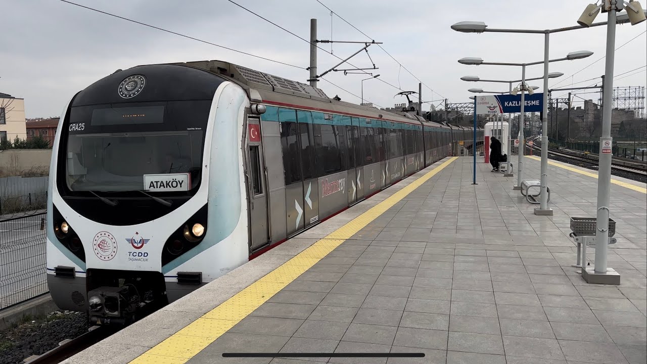 Istanbul Turkey - I traveled 15 stops between 2 continents (EUROPE-ASIA) with Marmaray.