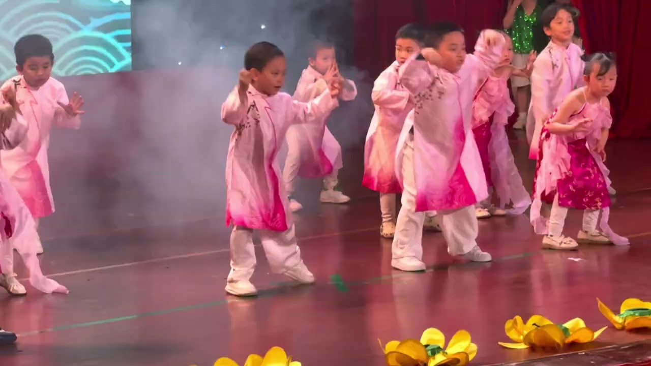 Đạt múa Tết 2026