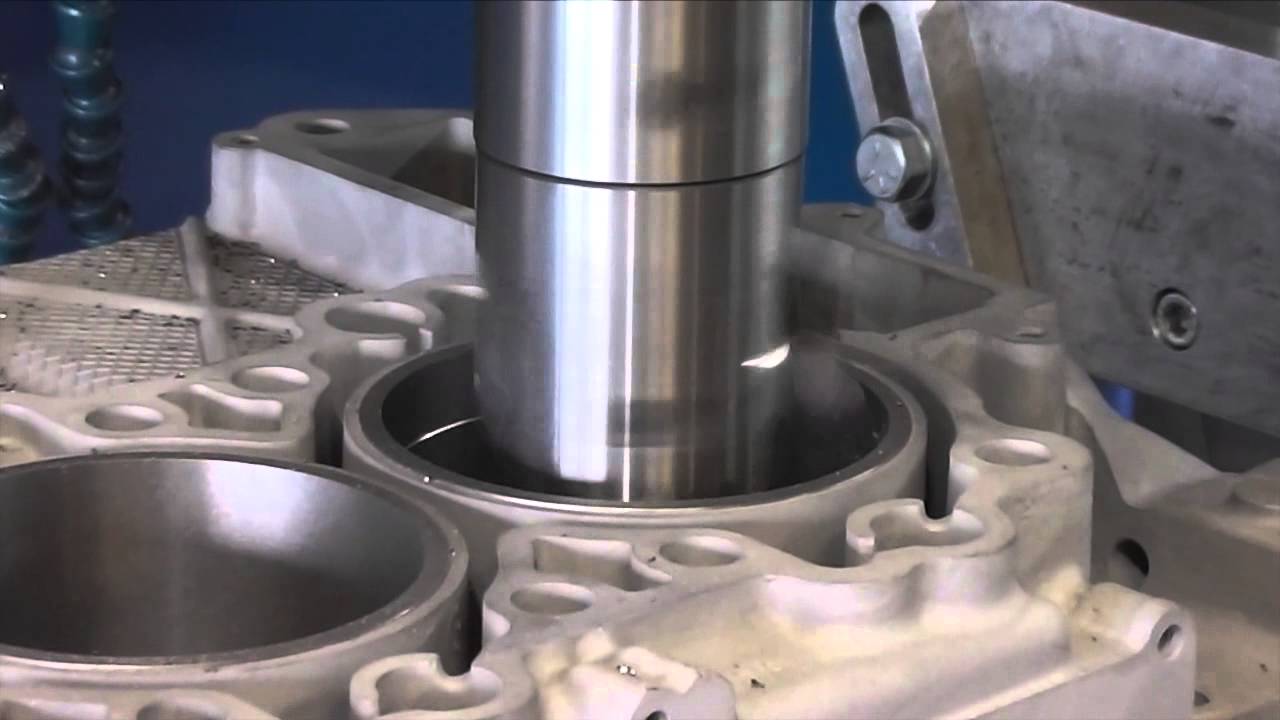 Porsche 911, 3.8 997 Crankcase Machining and Cylinder Liner Fitting