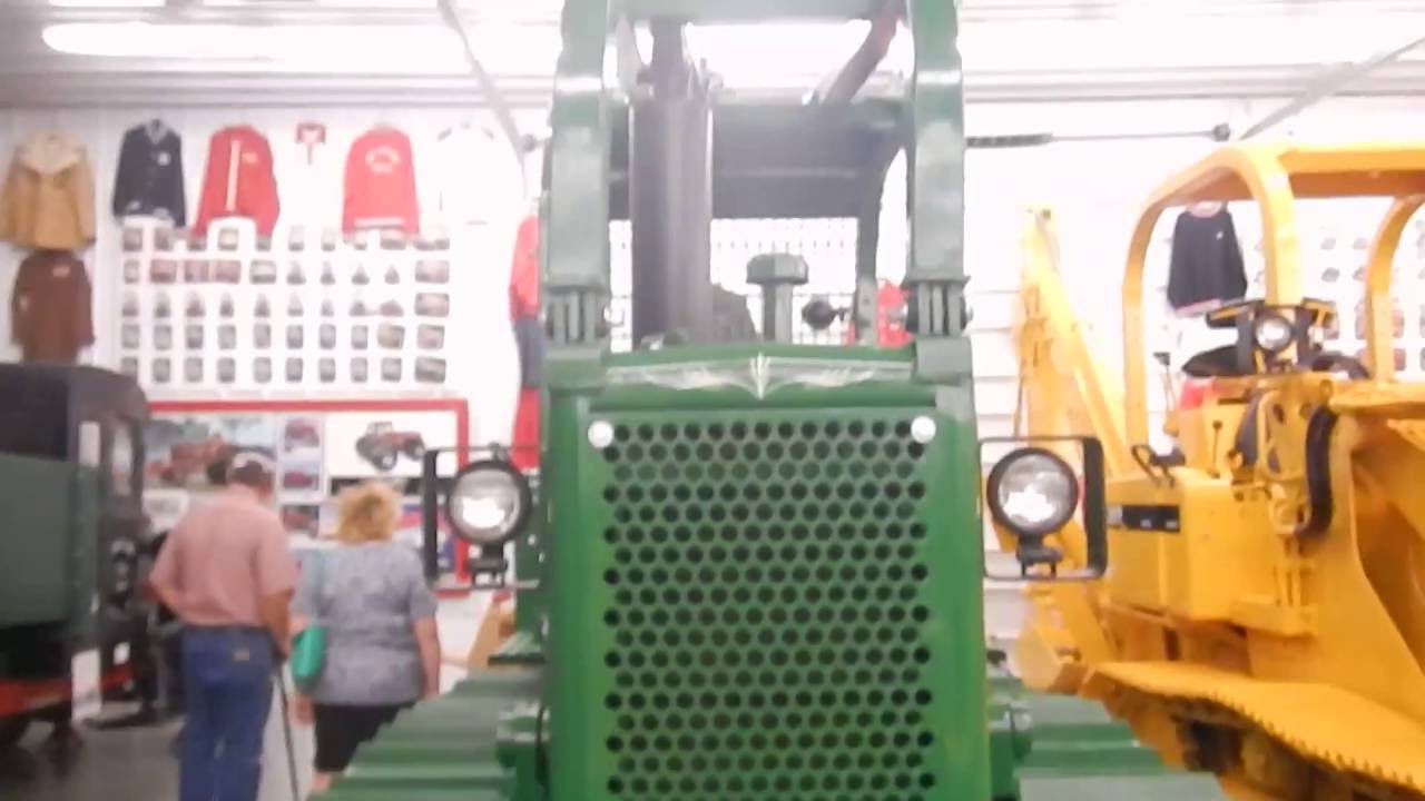 International TD-8 Series E Power Shift Dozer With Winch