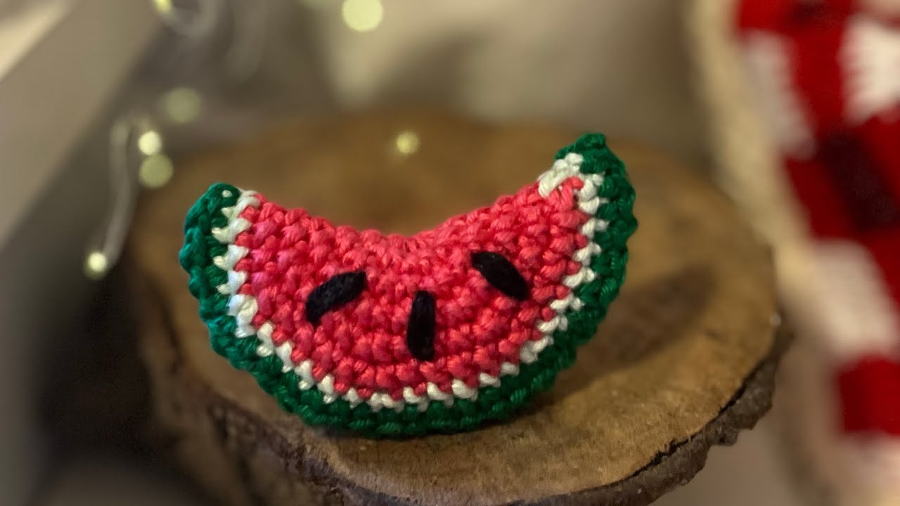Melancia de crochê | Mini amigurumi | passo a passo | Acessório para Capivara ( iniciante )