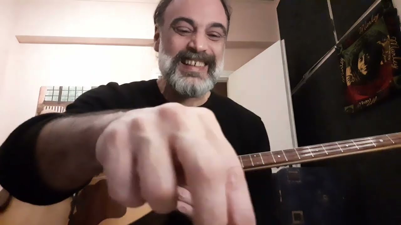 Πώς ξεκίνησα το κανάλι, Τα ντουζένια, τα τρίχορδα, τα βίντεο, ηχοληψία
