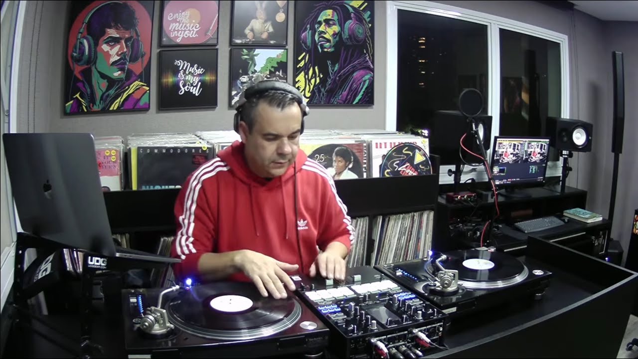 DJ André Souza - Love Disco - O Som do Vinil #035 - 04/03/2026 - House 90”s. 