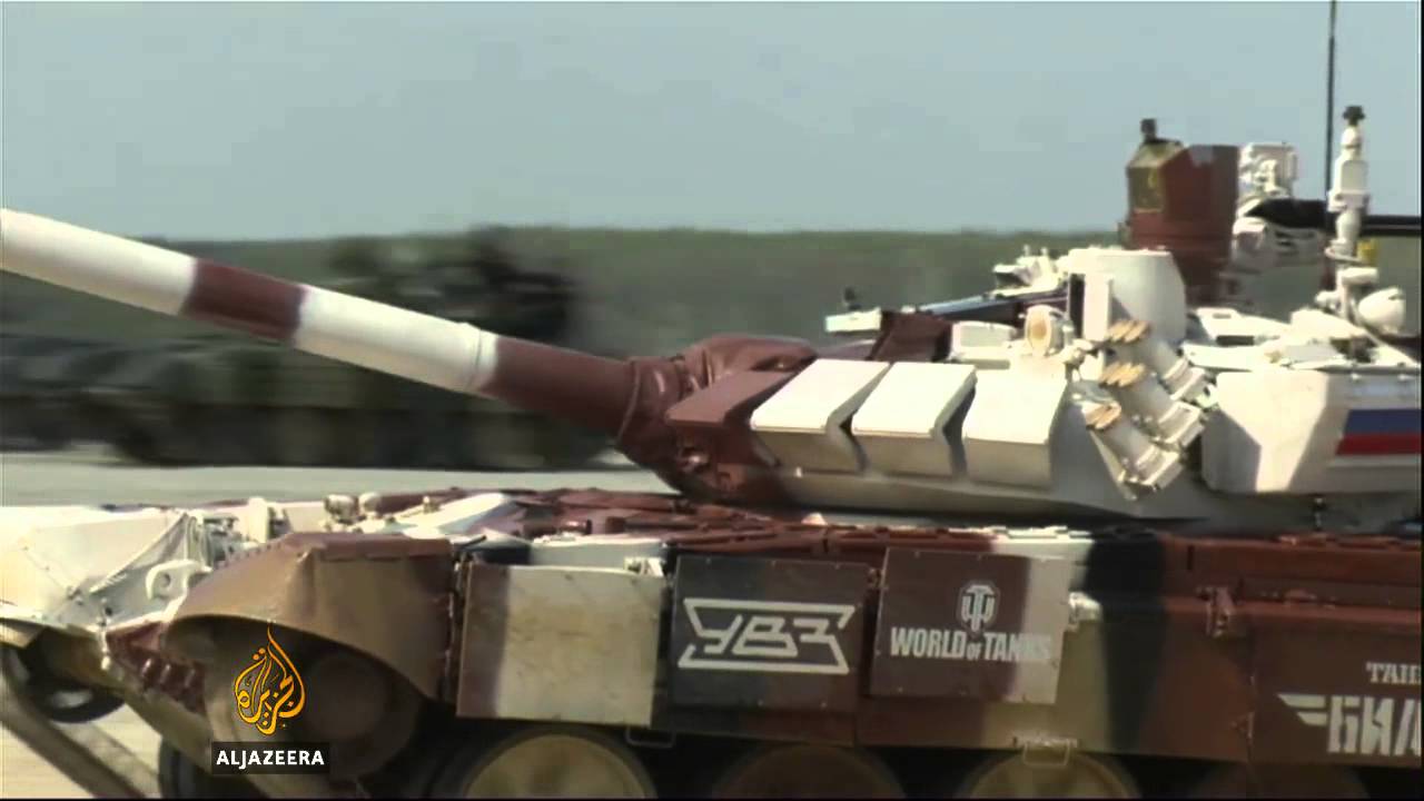 Tank biathlon shows off Russia military might