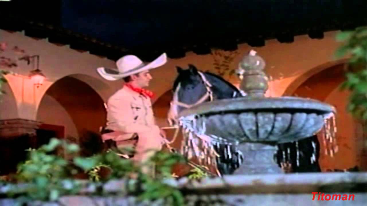 Cascos Ligeros - Alejandro Fern&aacute;ndez