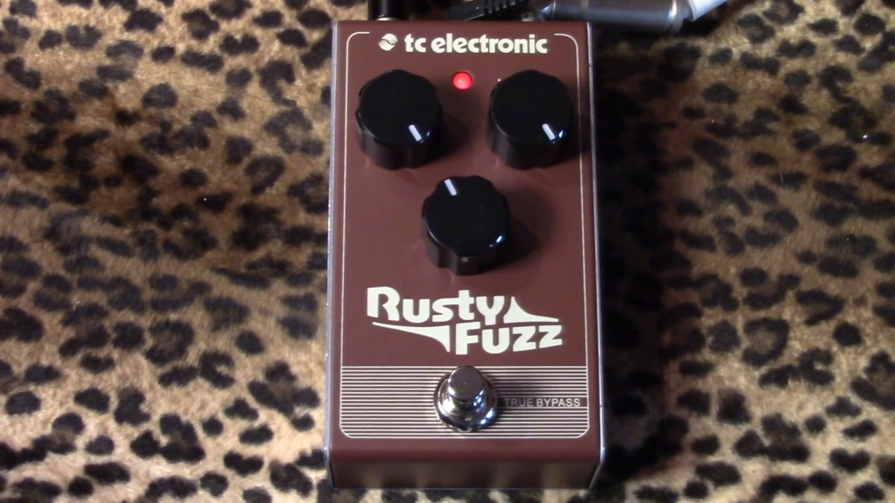 TC Electronic RUSTY FUZZ pedal demo with Strat