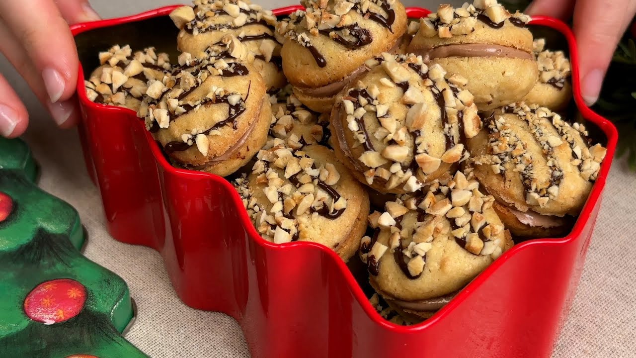 ⭐ Hazelnut Sandwich Cookies — Soft, Creamy & Absolutely Irresistible! 🎄