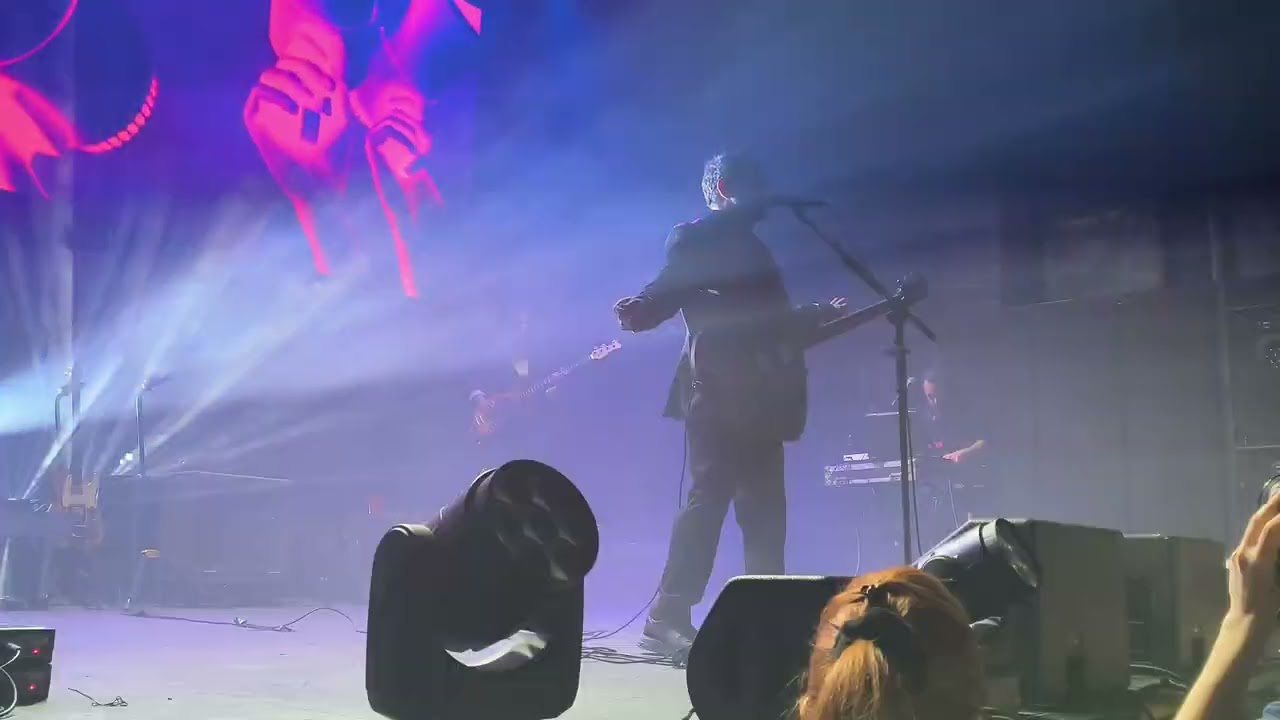 Η μικρή μας πολιτεία - Παύλος Παυλίδης | Floyd Live Music  8/2/2025
