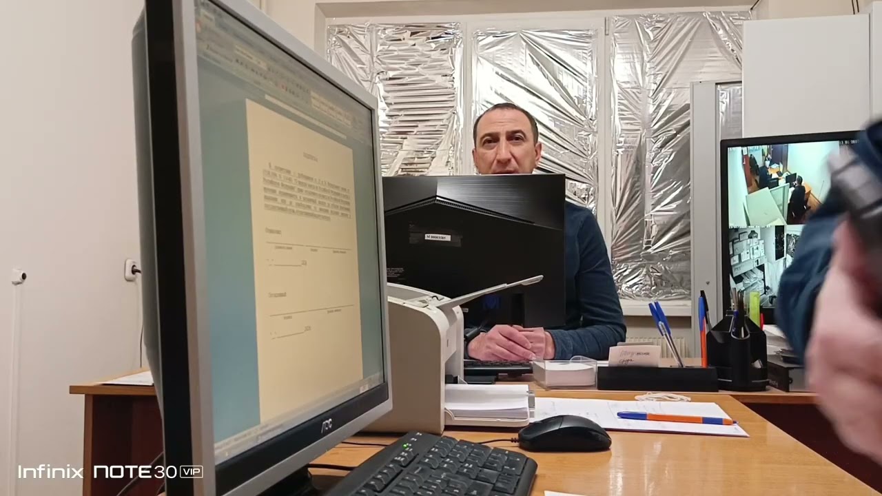 Система принуждения и замещающие государственные должности без полномочий.