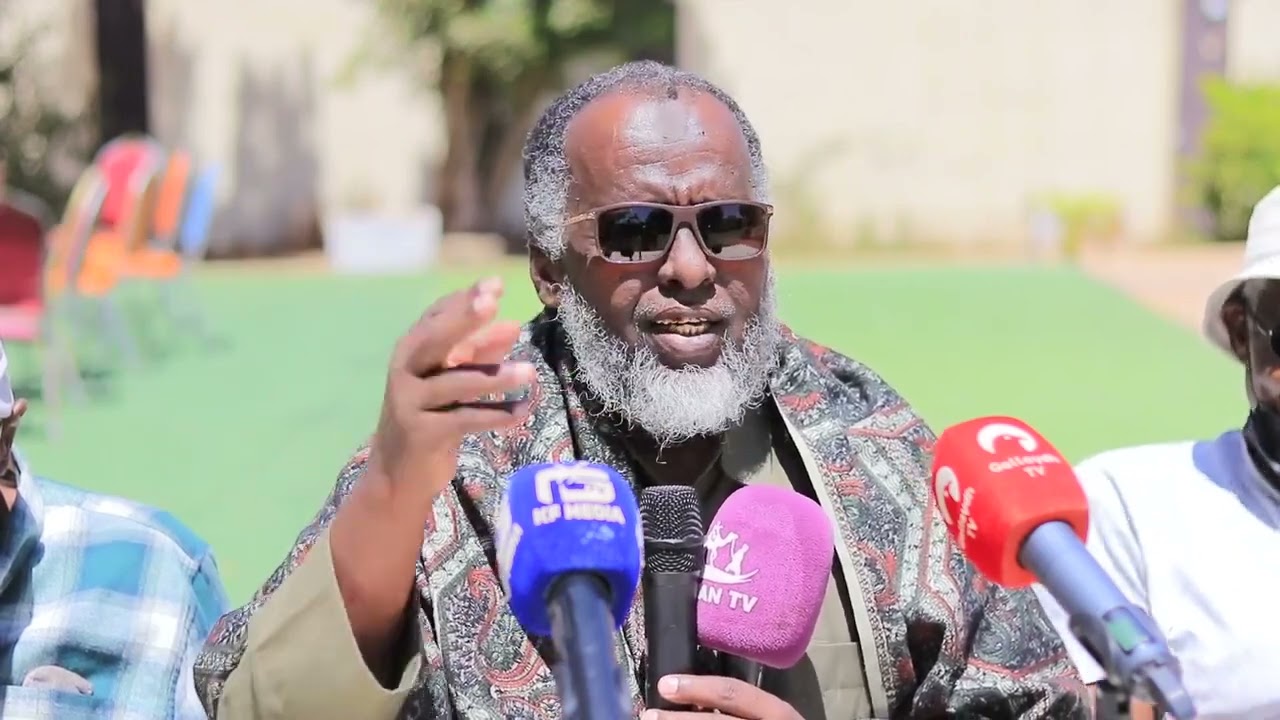 Maxamed Muraad oo ku hanjabay inaan Jaamacadda Caafimaadka ee Burco laga qaadi karin cida haysa 