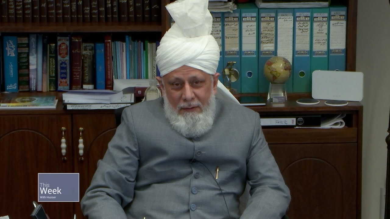 What happens during Laylatul Qadr (The Night of Decree)?