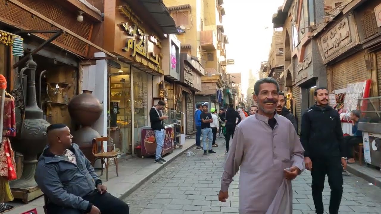 Walking Around Khan el-Khalili | Enjoying the Views, Local Culture, and Vendors | Cairo Dec 2023