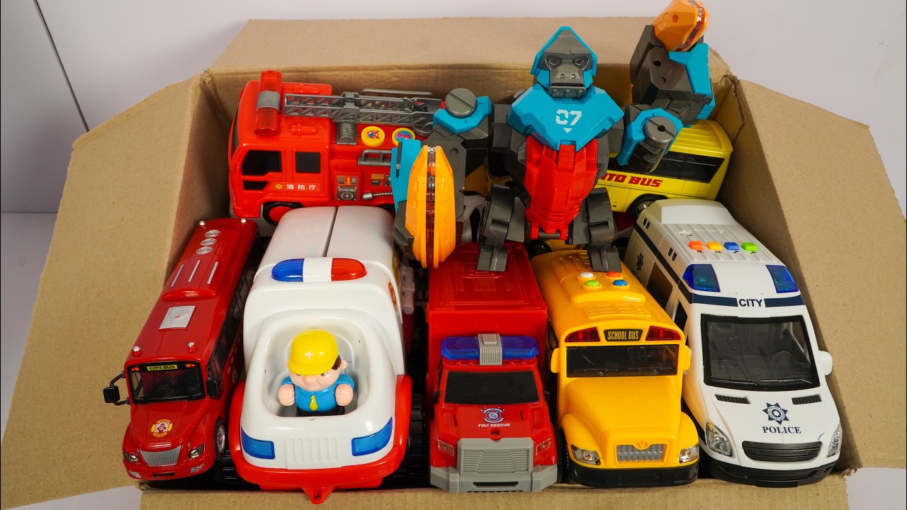 救急車のミニカーが走ります。サイレンありで坂道走行☆緊急走行｜Ambulance minicar runs in an emergency with sirens!