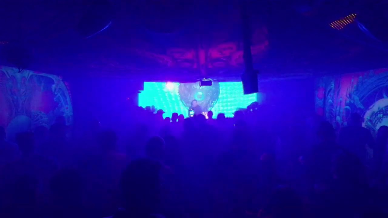 Beat Herren @ Future Waves - The Return - Club Schlaflos