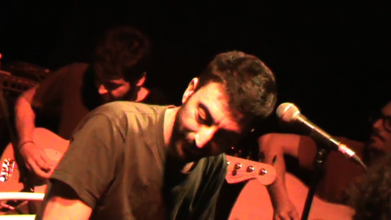 Lista - FINE BEFORE YOU CAME (set acustico) Live@Blah Blah, 2015