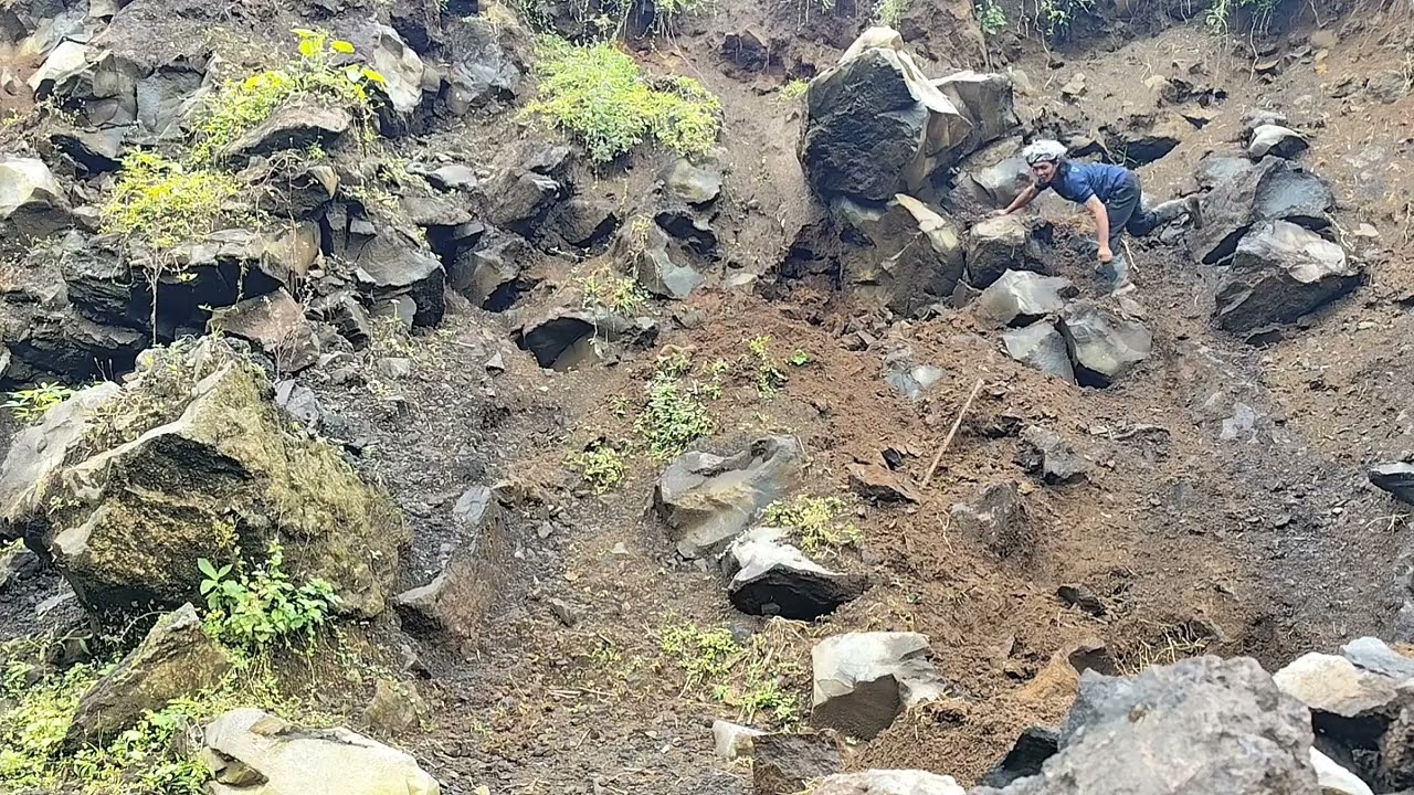 large stones rolled by the rock man