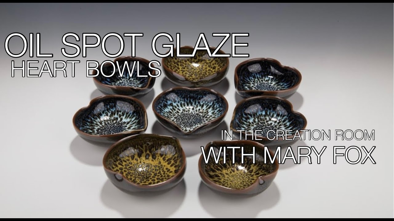 В мастерской Mary Fox Pottery: Чаши в форме сердца.