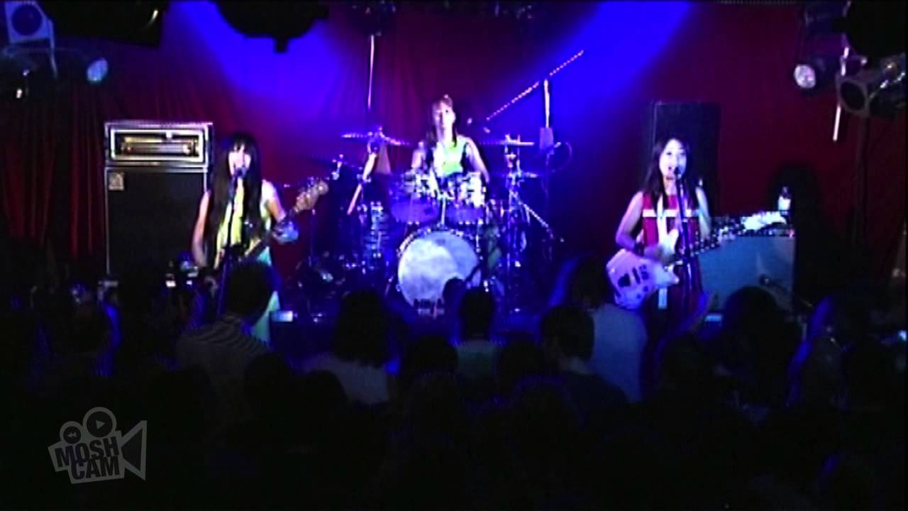 Shonen Knife - E.S.P (Live in Sydney) | Moshcam