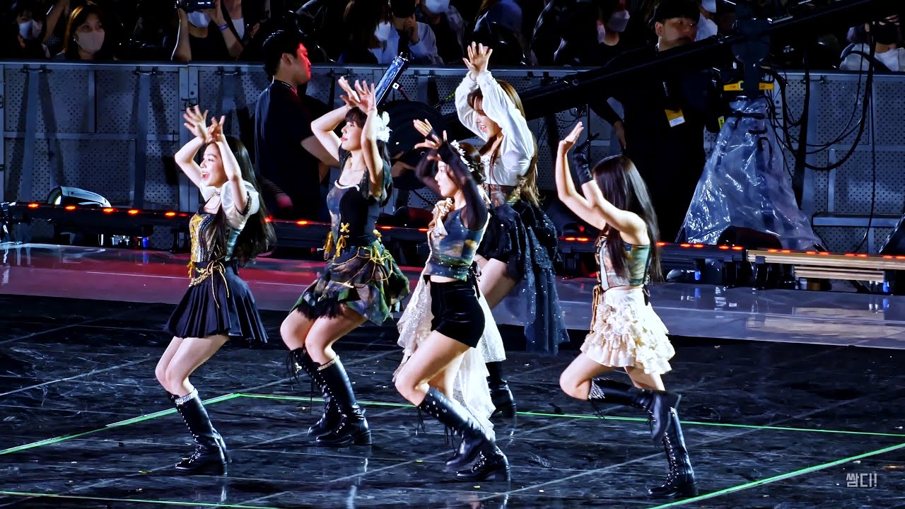 [4K60P] 220618 레드벨벳 (Red Velvet) 'Queendom' 무대 전체 직캠 (2022 드림콘서트) (잠실종합운동장 주경기장)