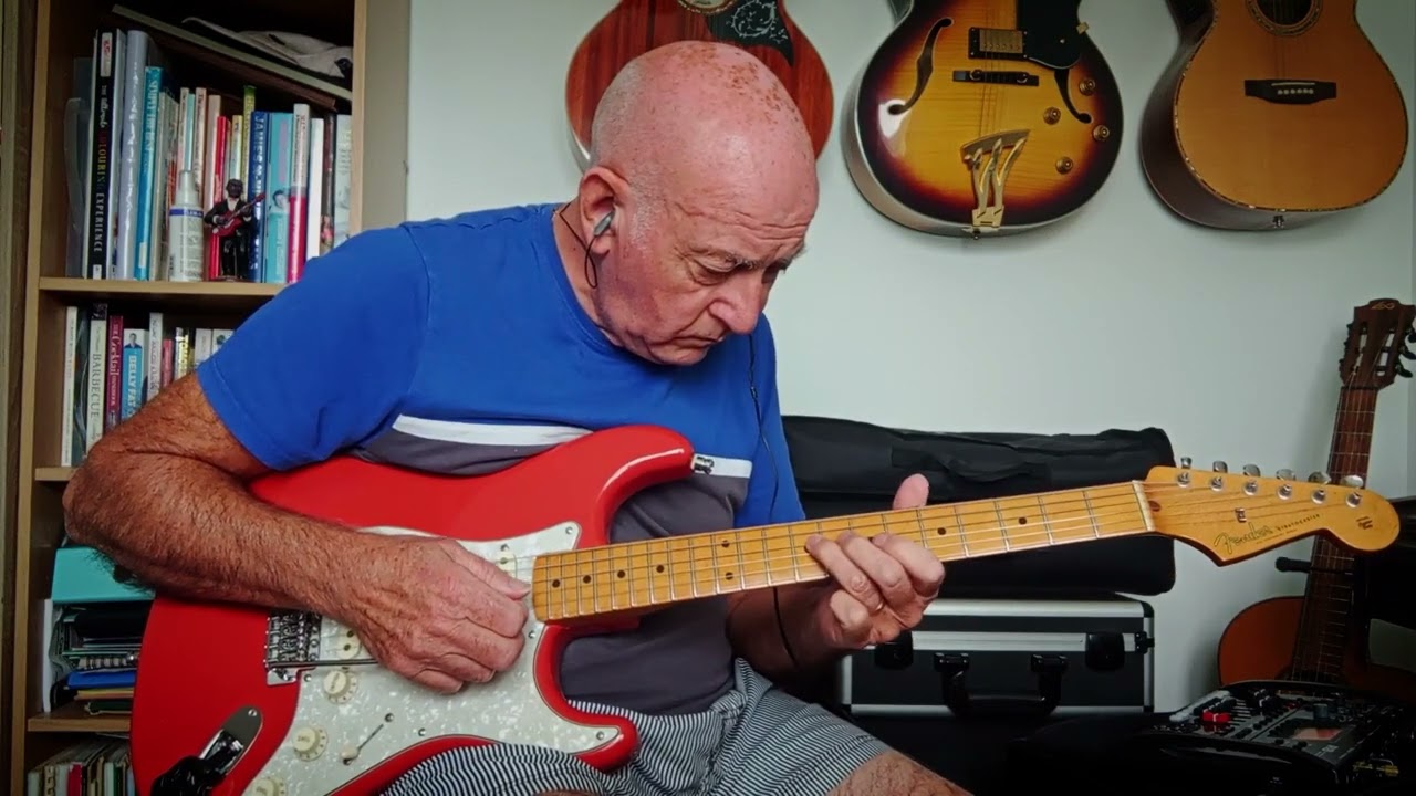 Moon River - Guitar Instrumental 