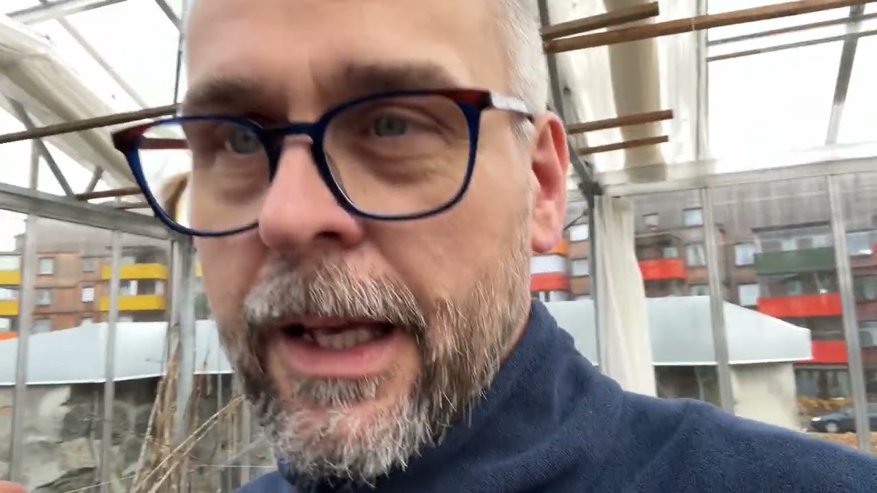Farbror Gr&ouml;n odlar p&aring; Nordanby&auml;ng