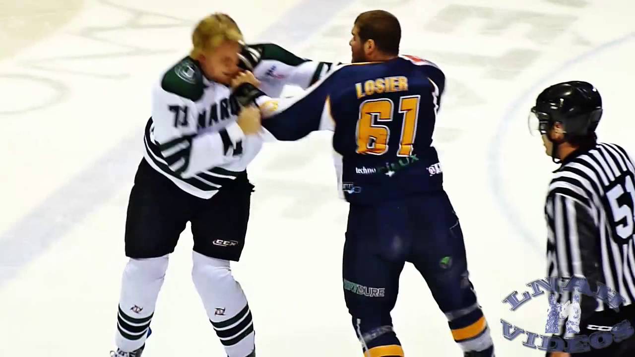 Hockey Fight Christophe Losier Isothermic vs Olivier Croteau Marquis de jonquiere 06-12-2014