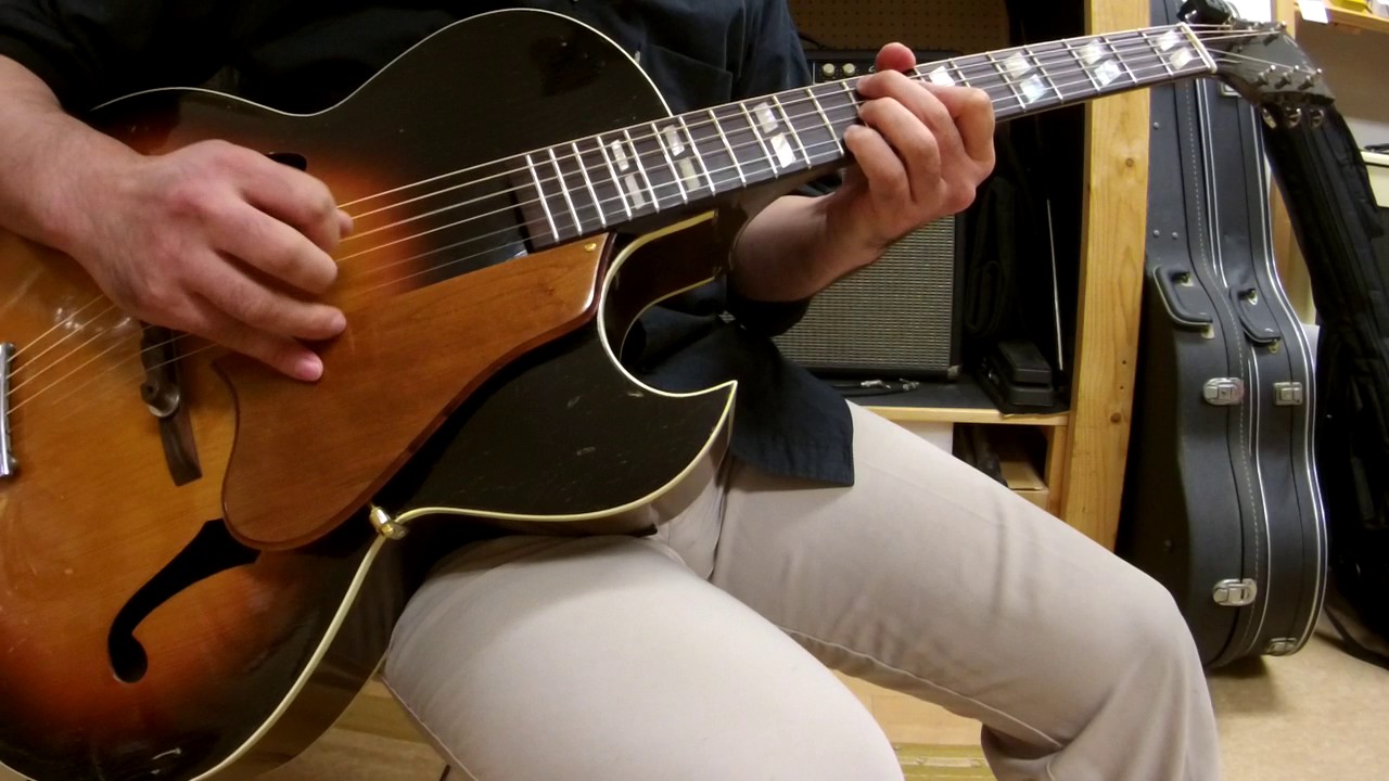 60's Chaki P-1 ピック弾き