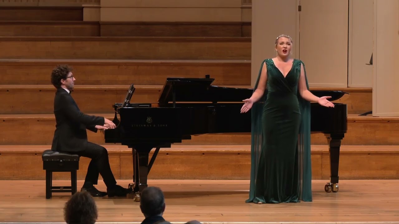2025 Elizabeth Connell Prize Finalist - Breony Bearman - Es gibt ein Reich from Ariadne auf Naxos
