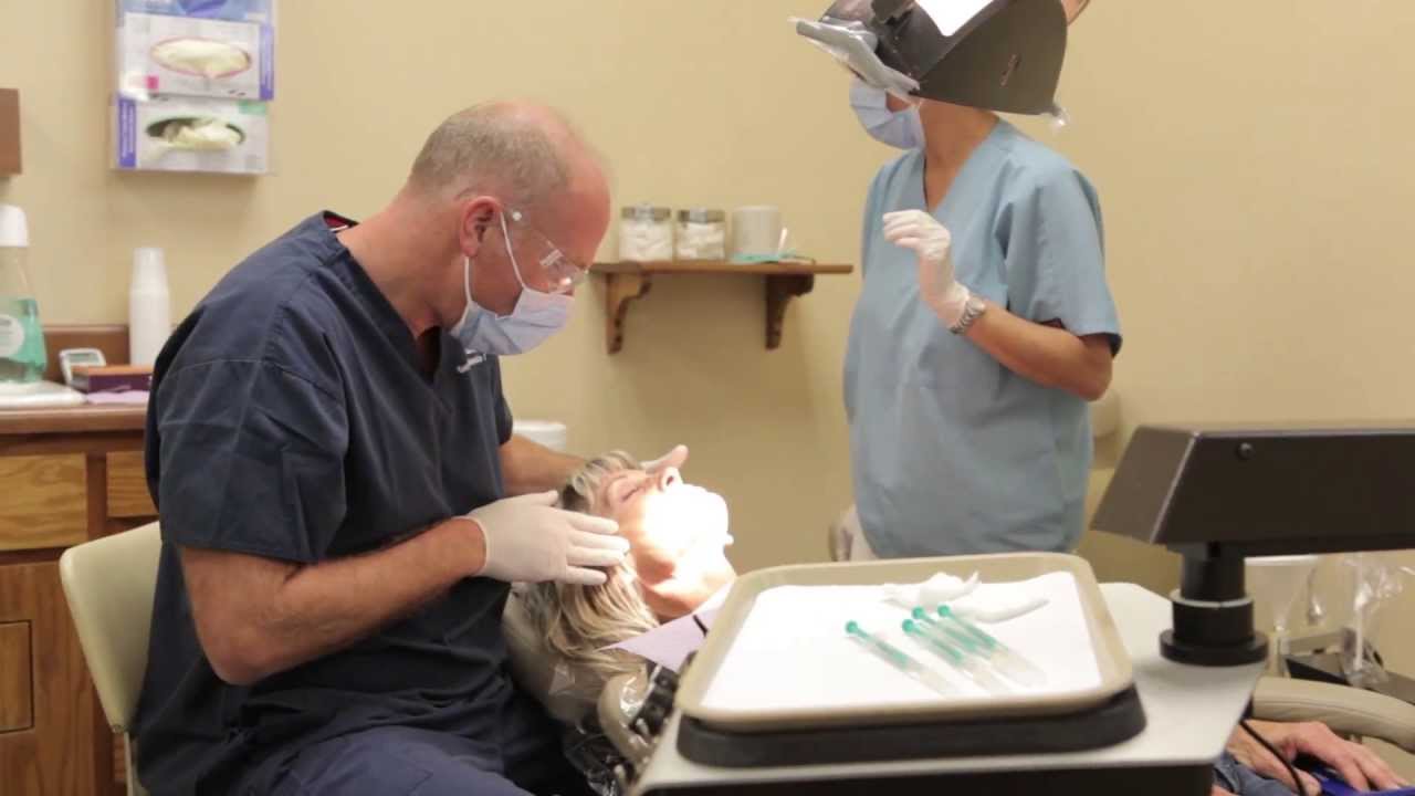 Northridge Smile Center - Dentist in Northridge Tel: 818-886-1012