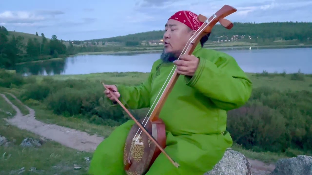 The Chingis Khaan , Khar Zurhnii Khukh Nuur