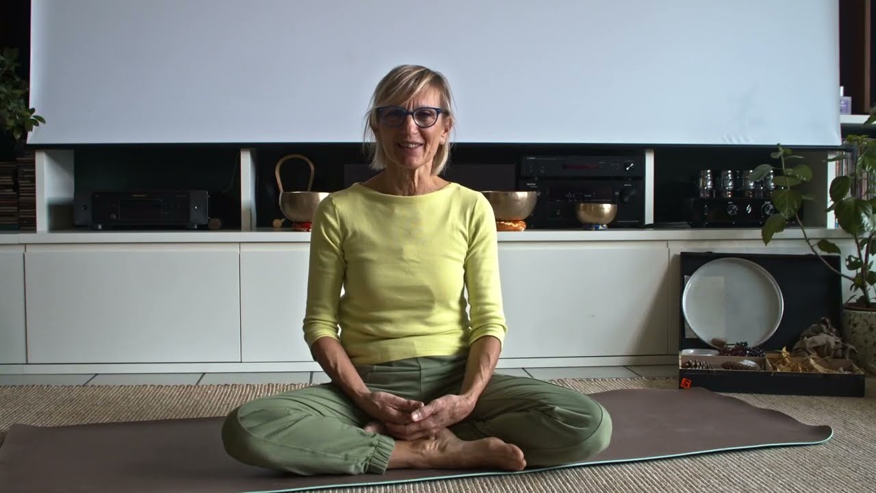 3 min - preparazione alla pratica - Mostrophosi YOGA
