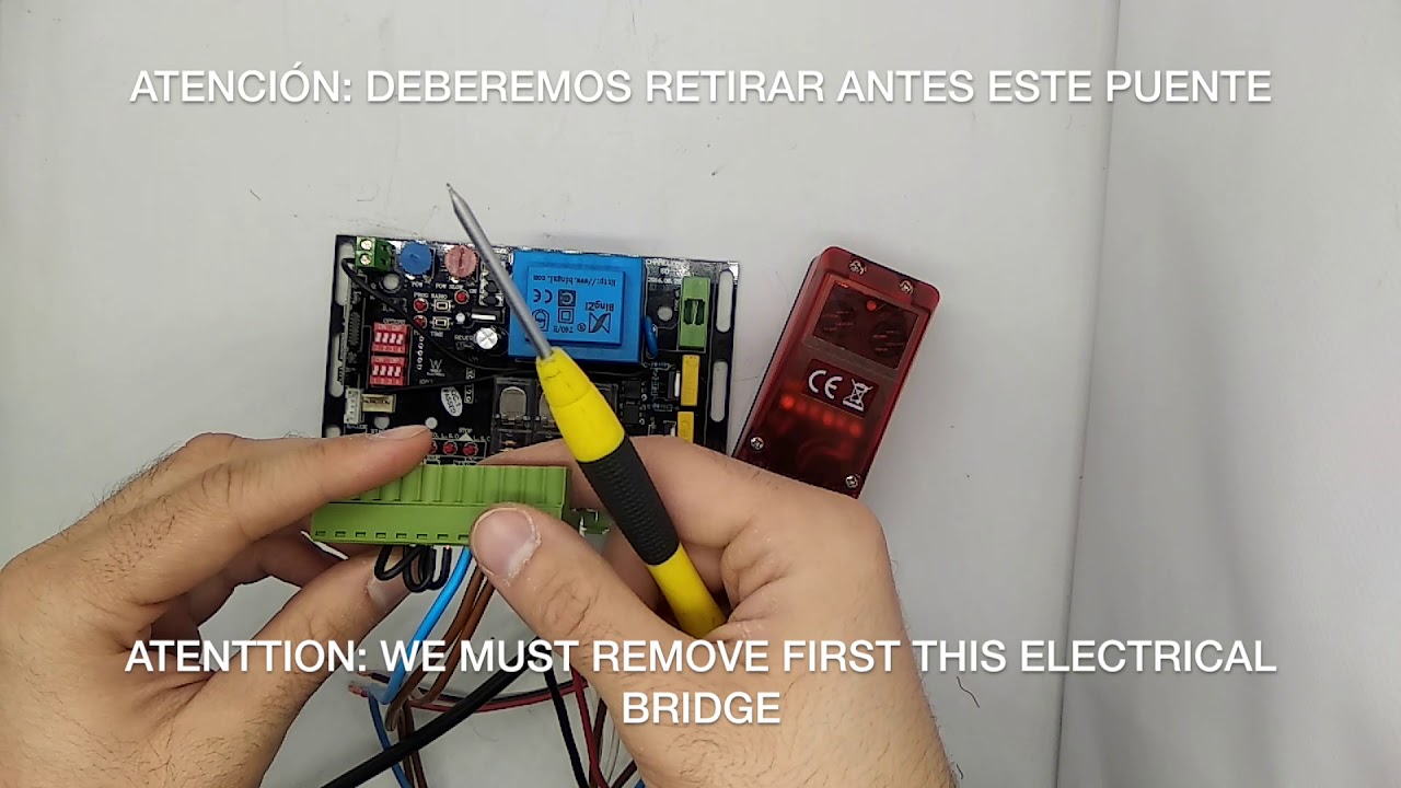 SD 230V - Cuadro de maniobra para puertas correderas (descatalogado)