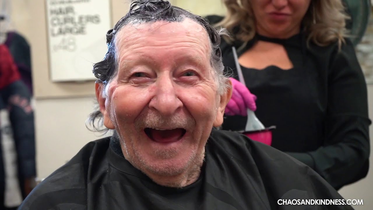 Chaos and Kindness S3 E23- Roy's Makeover/Name That Tune or Else!