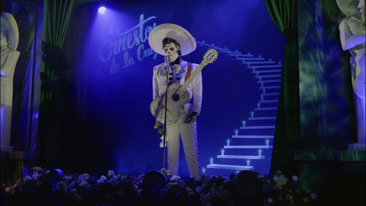 Ernesto Del La Cruz at Oogie Boogie Bash 2025