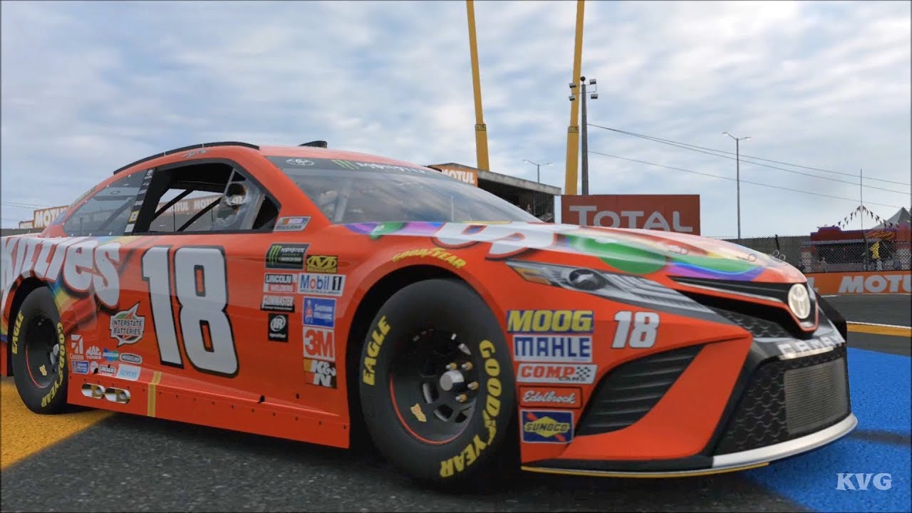 Forza Motorsport 7 - Toyota #18 Joe Gibbs Racing Skittles Camry 2017 - Test Drive Gameplay HD