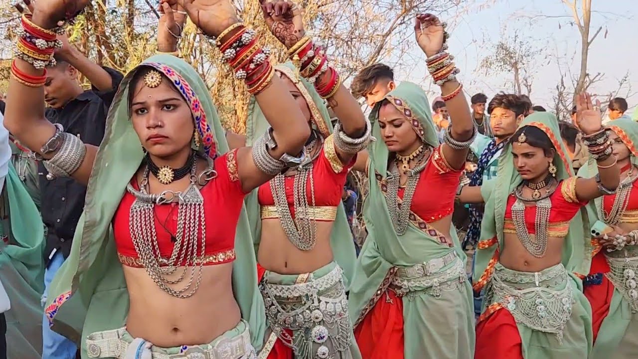 लाड़ी ने छेवड़े रुपिया बांधो मी | Ladi Ne Chhevde Rupiya Bandho Me | Vikash Morya | Adivasi Video 2024
