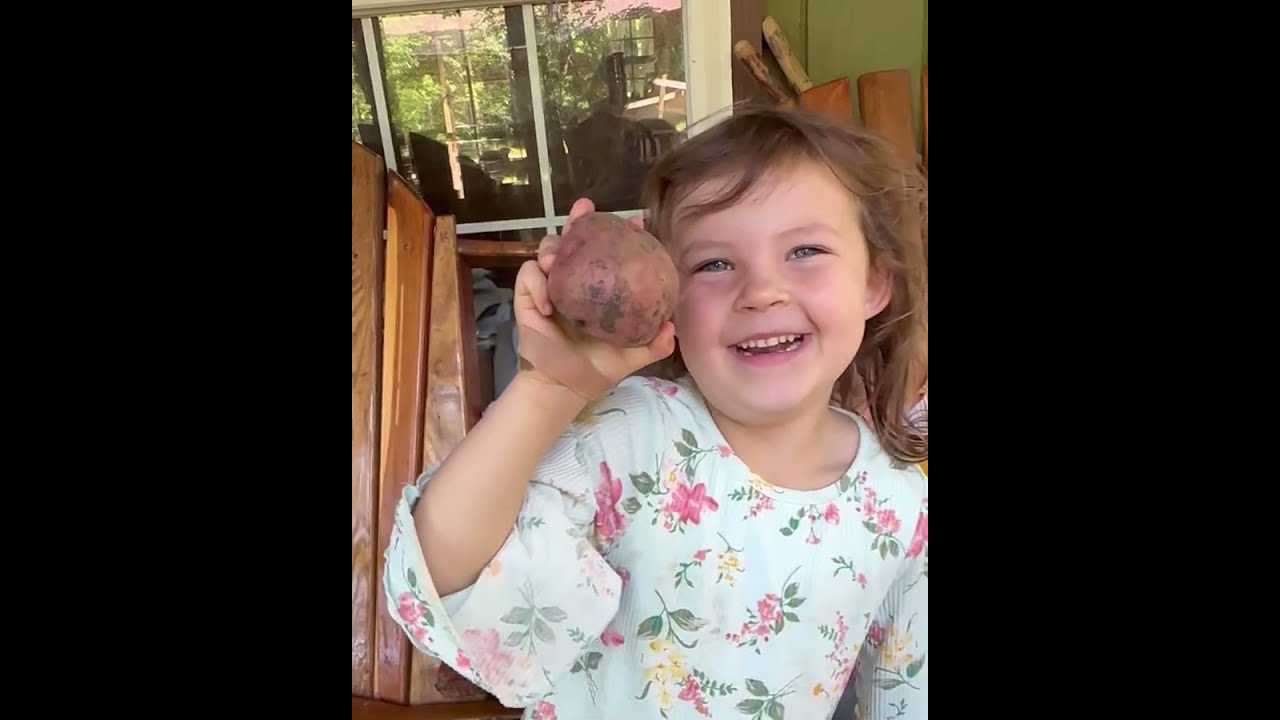 Braelyn is ready to eat breakfast&hellip; BUT Bridgette isn&rsquo;t ready to share with anyone YET!