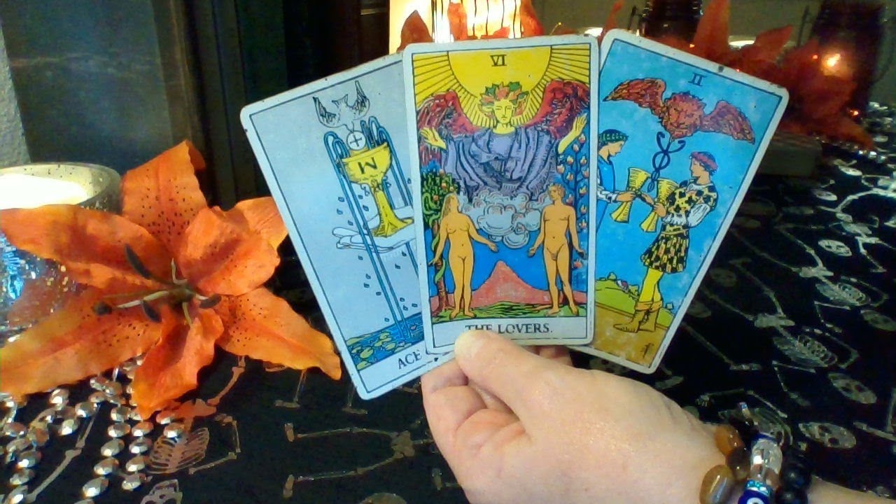 Gemini Mid October 2019: Gemini Is Falling In Love ❤