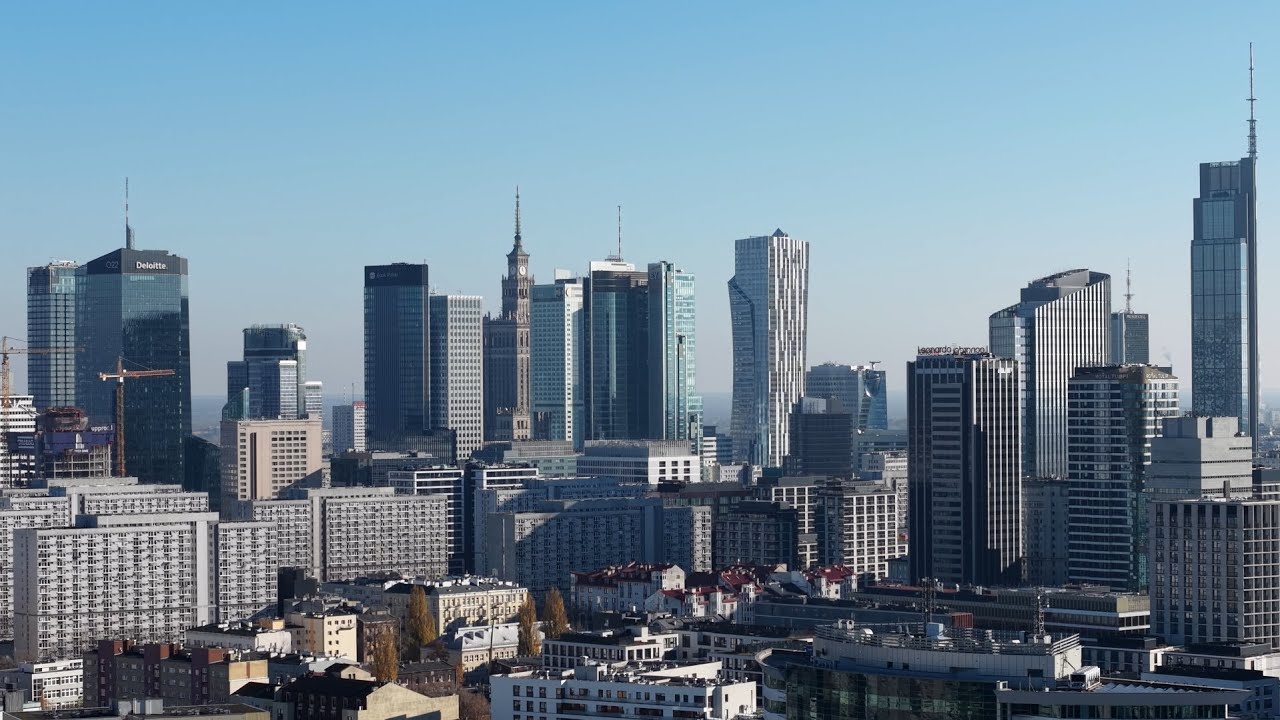 Warszawa z lotu ptaka || Warsaw Skyline from drone
