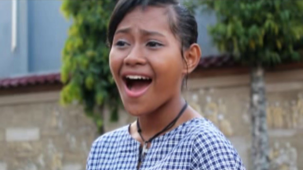 SMA Xaverius Ambon - lagu Ambon Manise - Claudia Sipahelut