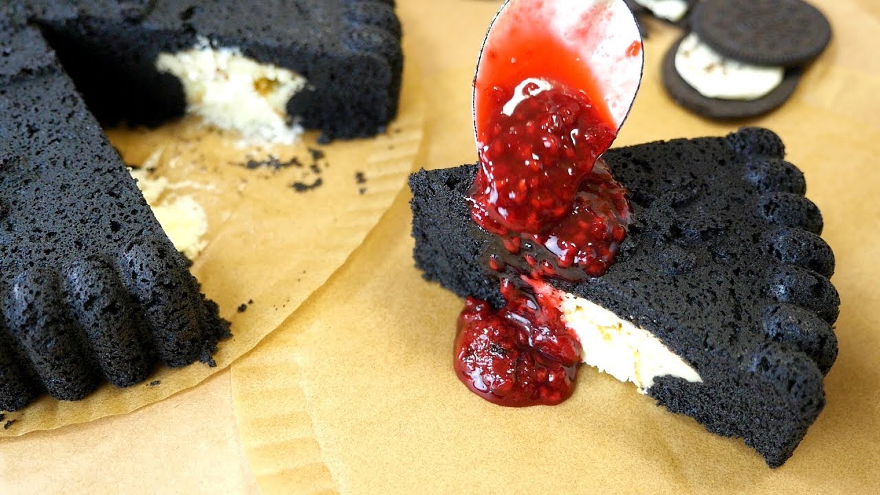 Oreo Cream-Filled Oreo Cheesecake オレオ・チーズケーキ