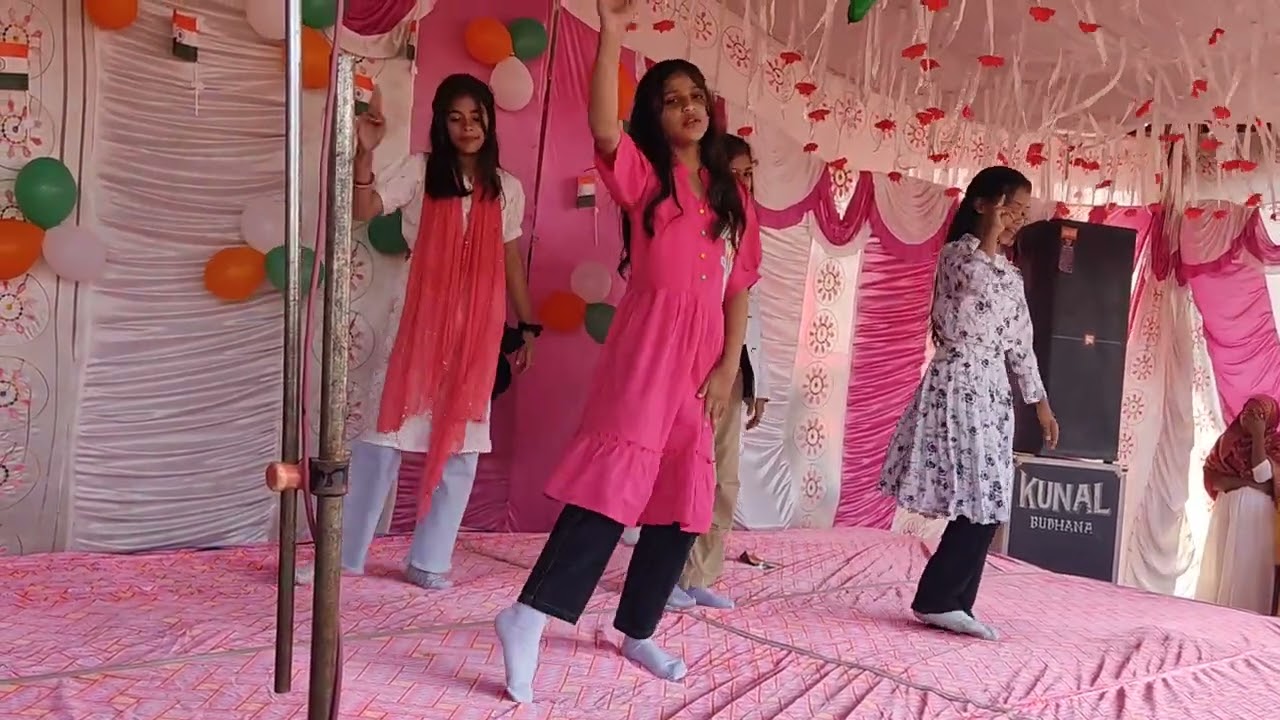Chhote chhote bacchon ka Jabardast dance education public school