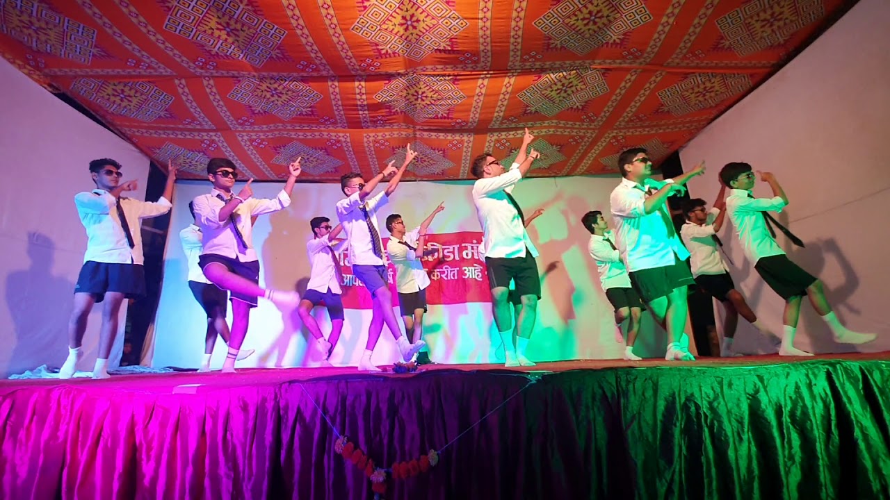 Funny Dance Performance - Expression Less - Dance Competition - Humourous